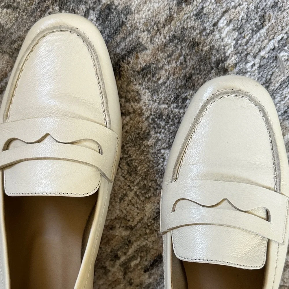 Coach and Four Cream Leather Loafers - Picture 4 of 4
